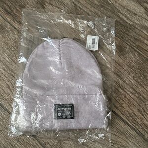NWT Women OS Dakine Cutter Beanie Lavender Purple Hat Knit Cap Snow Ski Winter